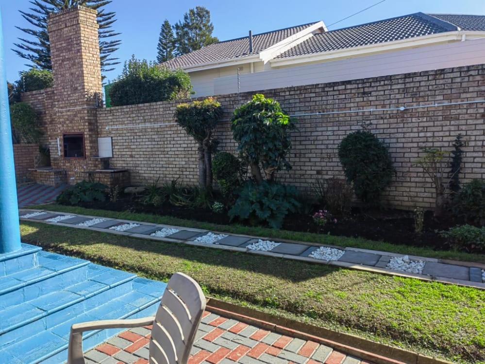Obaa Sima Guest House Умтата Екстер'єр фото