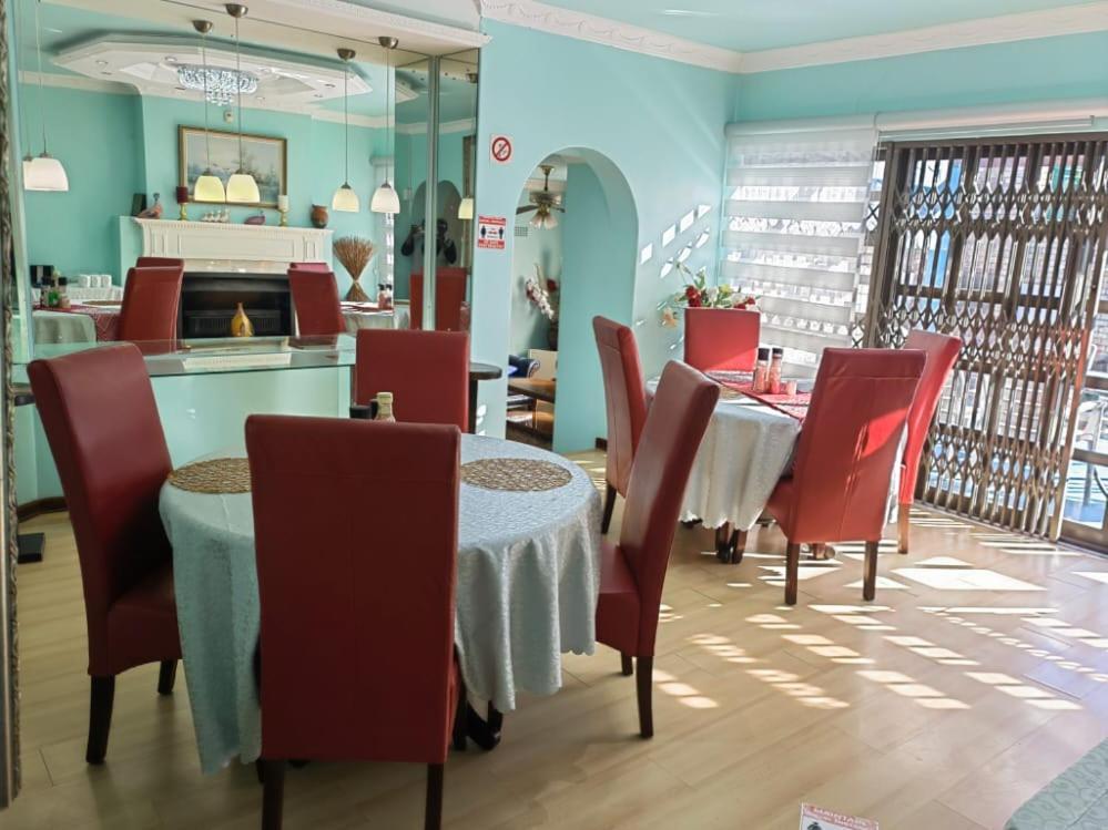 Obaa Sima Guest House Умтата Екстер'єр фото